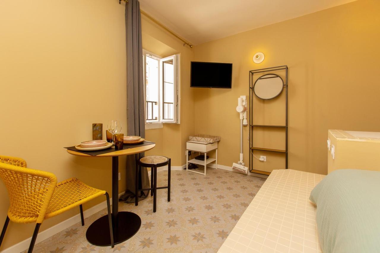 Le Saint Victor Coeur De Cannes Exterior photo